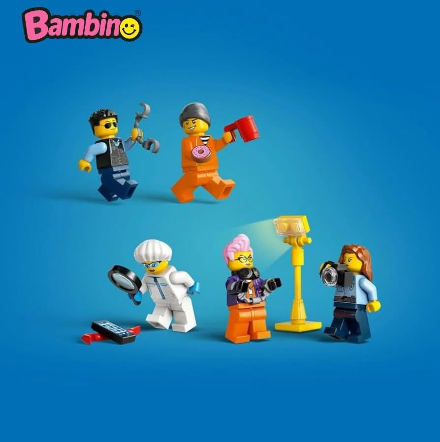 playset LEGO City Police Mobile Crime Lab Truck.